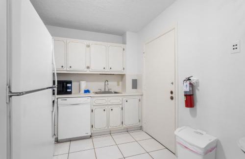 Bay Harbor Islands Apartamento | Bay Harbor Sunset Apt 2B