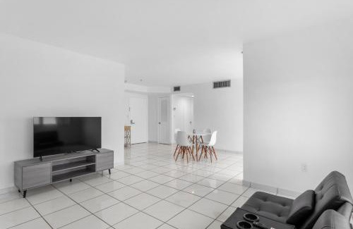 Bay Harbor Islands Apartamento | Bay Harbor Sunset Apt 4B
