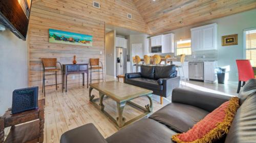 Flour Bluff Casa | Bay Haven w Shared Boat Dock Waterfront Pool Big Trout by AvantStay