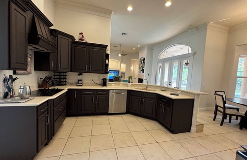 Bay Hill Casa | Bay Hill Golf! Minutes to Parks! Restaurant Row! Location location Location!