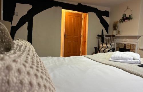 York Hotel | Bay Horse