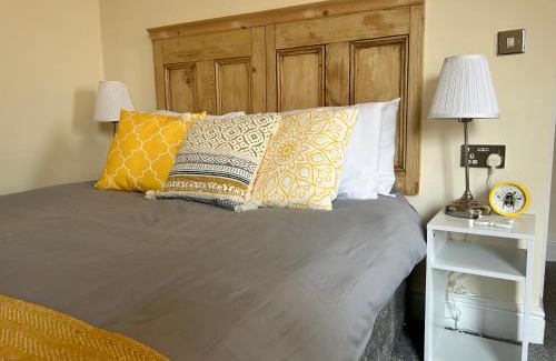 York Hotel | Bay Horse