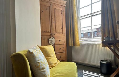 York Hotel | Bay Horse
