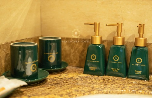 Ba Dinh Hotel | Bay Luxury Hotel