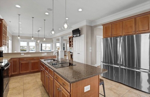 Sneads Ferry Casa | Bay Manor - Top tier home with everything to offer - Private Pool - Roof Top hot tub