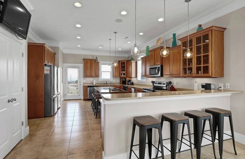 Sneads Ferry Casa | Bay Manor - Top tier home with everything to offer - Private Pool - Roof Top hot tub