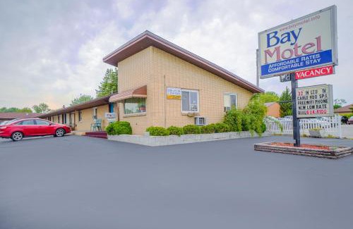 Bay City Hotel | Bay Motel By OYO Bay City