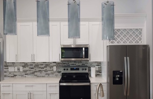 Fort Myers Shores Casa | Bay of Grace -- A Boater's Paradise Fantastic Sunsets Close to I-75