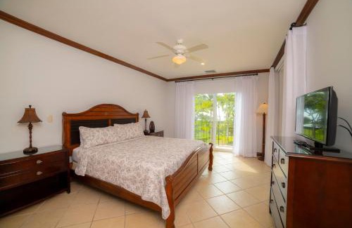 Herradura Apartamento | Bay Residence 8C 3 bdr Ocean View in Los Suenos