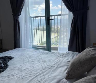 Likas Apartamento | Bay Suites Likas Luxury Sea View&Mountain
