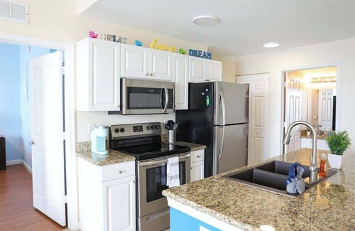 St. Petersburg - Clearwater Apartamento | Bay View, Pool, 5 min St Pete Beach @ Dolphin Bay