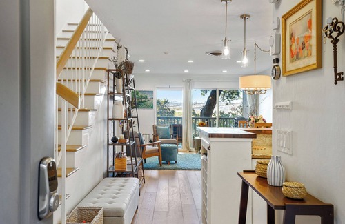 Marin City Casa | BAY VIEW RETREAT NEAR DOWNTOWN SAUSALITO