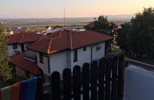 Kosharitsa Apartamento | Bay View Villas Apartments, Almond Mountain, Kosharitsa, Nr Sunny Beach