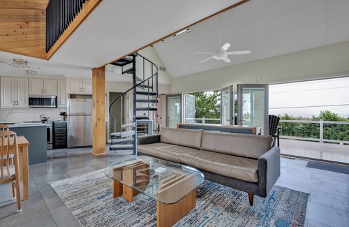 Broadkill Beach Casa | Bay Views in Broadkill Beach