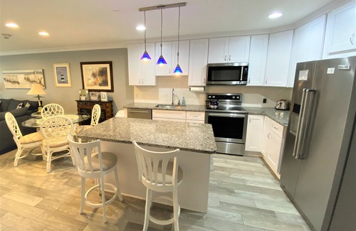 Dewey Beach Condominio | Bay Views, Pet Friendly, 2BR Condo w/ amenities Sleeps 6