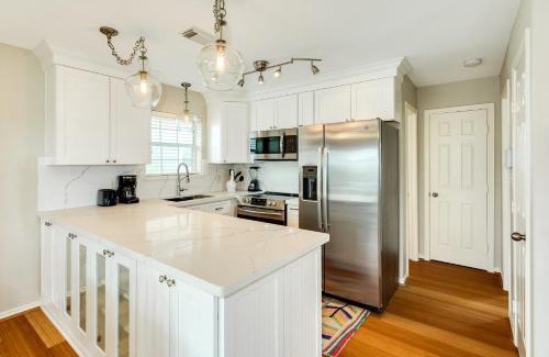 Galveston Casa | Bay Waterfront Boat Slip Huge Decks