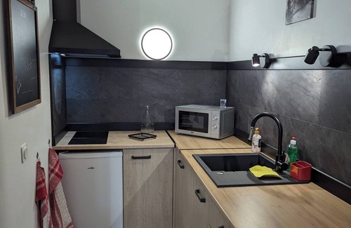 Charleville-Mezieres Apartamento | Bayard : Apartment with View, Parking, and Bike Room