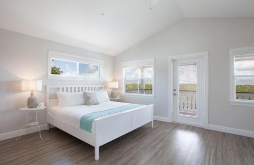 Islamorada Casa | Bayberry Key - Waterfront Boutique Resort, Dock, Direct Water views!
