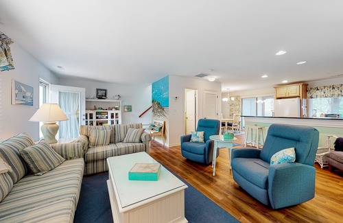 Bethany Beach Casa | Bayberry Woods home close to Bethany Beach with pool & private washer/dryer
