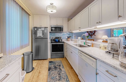 Bethany Beach Casa | Bayberry Woods townhouse with access to pool/tennis, fireplace & washer/dryer
