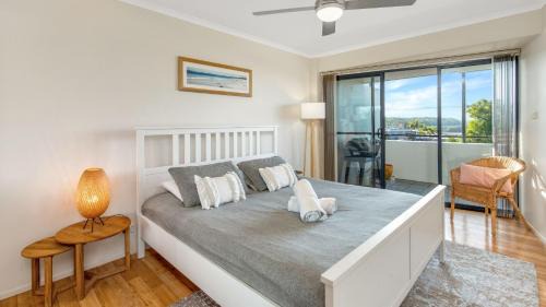 Huskisson Casa | Baydream Believer - In the Heart of Husky with Free Linen