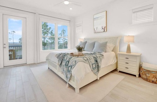Port St. Joe Casa | Baydreamer - Stunning home w/ bay views, pool table, sleeps 10!