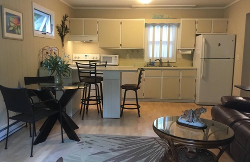 Bayfield Condominio | Bayfield, WI, recientemente renovado, encantador, condominio el punto de salto a los apóstoles
