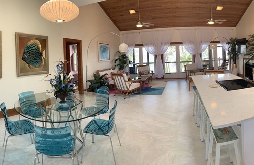 Cape Breezes Casa | Bayside, 4 recámaras, 2 baños, muelle, carrito de golf al golfo, acceso para discapacitados Elavator.
