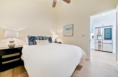 Balboa Peninsula Casa | Bayfront Beauty II