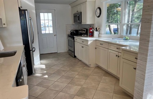 Stone Harbor Casa | BAYFRONT BEAUTY! Spectacular sunset & wetland views, a boatslip, jetski dock, private, tranquil location