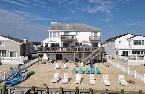 Beach Haven West Casa | Bay Front Home - ver la salida del sol sobre LBI. Muelle de Barco / Natación / SUP / Kayak / cangrejo