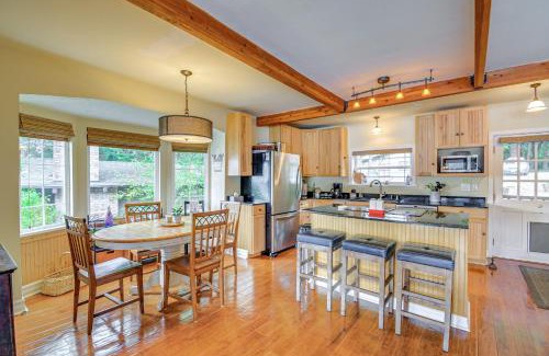 Vaughn Casa | Bayfront Home with Private Beach in Vaughn!