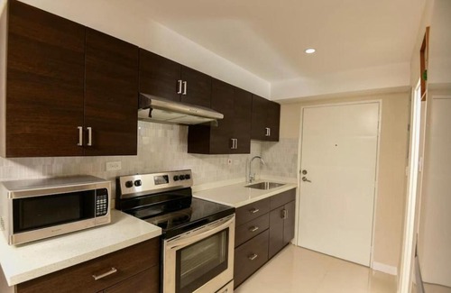 Portmore Casa | BayFront Ocean View Vacation Home