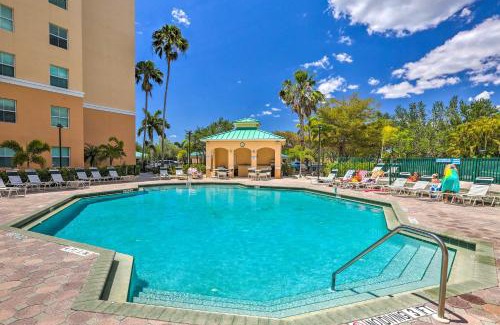 Burnt Store Marina Apartamento | Bayfront Punta Gorda Condo Rental with Pool Access!