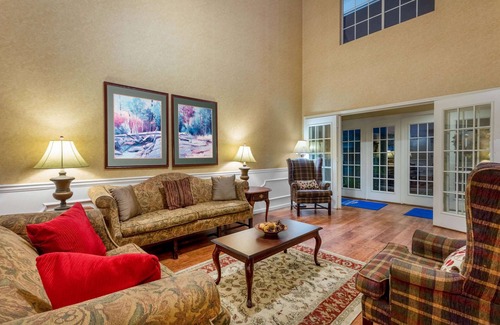 Easley Hotel | Baymont by Wyndham Easley/Greenville