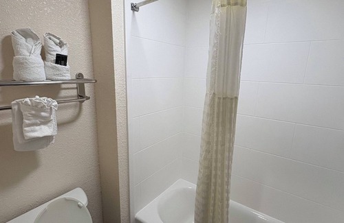 Iowa Hotel | Fairway Inn