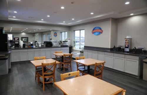 Rockford Hotel | Baymont by Wyndham Rockford
