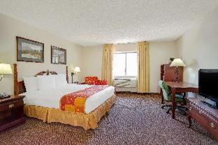 Tucson Hotel | Baymont by Wyndham Tucson Airport