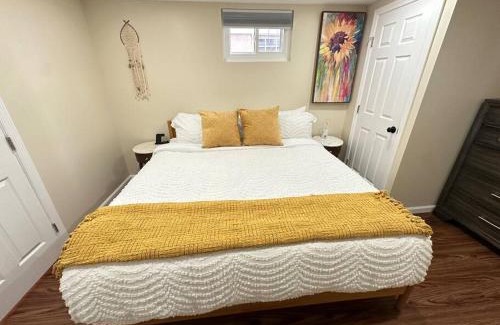 Constable Hook Apartamento | Bayonne Delight- Cozy NYC Gateway Apartment