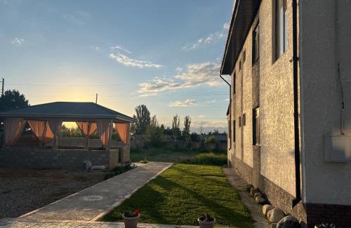 Karakol Cama Y Desayuno | Bayotel