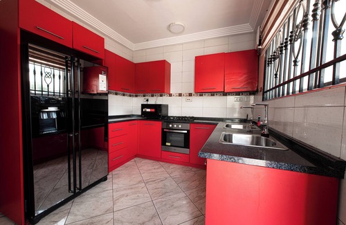 Teshie Apartamento | Bays Boutique Apartment