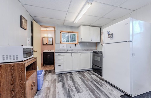 Wiarton Cabaña | Bayshore Cottages: The Oahu