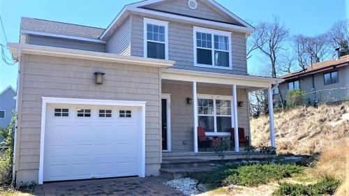 Town Bank Casa | Bayside Beauty