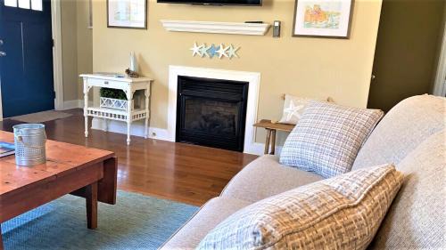 Town Bank Casa | Bayside Beauty