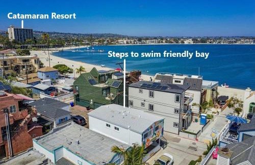 Mission Beach Casa | Bayside Bikini 1