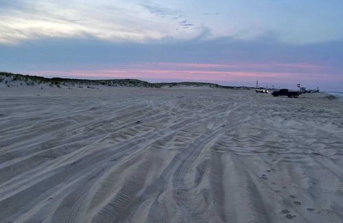 Caine Woods Casa | Bayside Bliss is the perfect beach getaway and a short walk from the beach