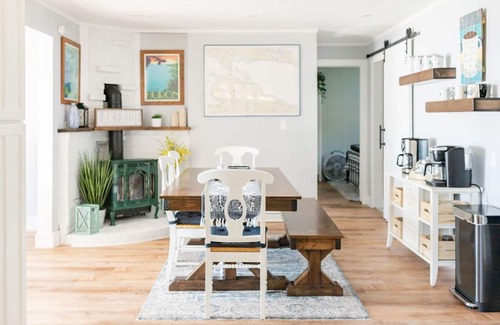 Kincheloe Cabaña | Bayside Bungalow: Summer Fun on Lake Huron – Bayside Bliss Awaits!
