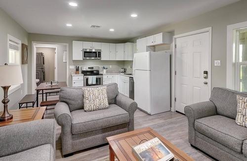 Bayside Cabaña | Bayside Getaway 2 Bedroom Cottage by Redawning