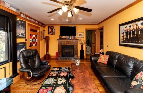 North Cape May Casa | Bayside Getaway 3 Blocks from Bay