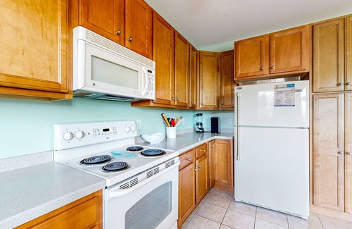 Sun Ridge Casa | Bayside Resort townhouse with private gas grill and golf on-site